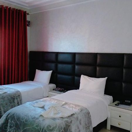 Hôtel Hadaik Ain Asserdoune Beni Mellal Exterior foto
