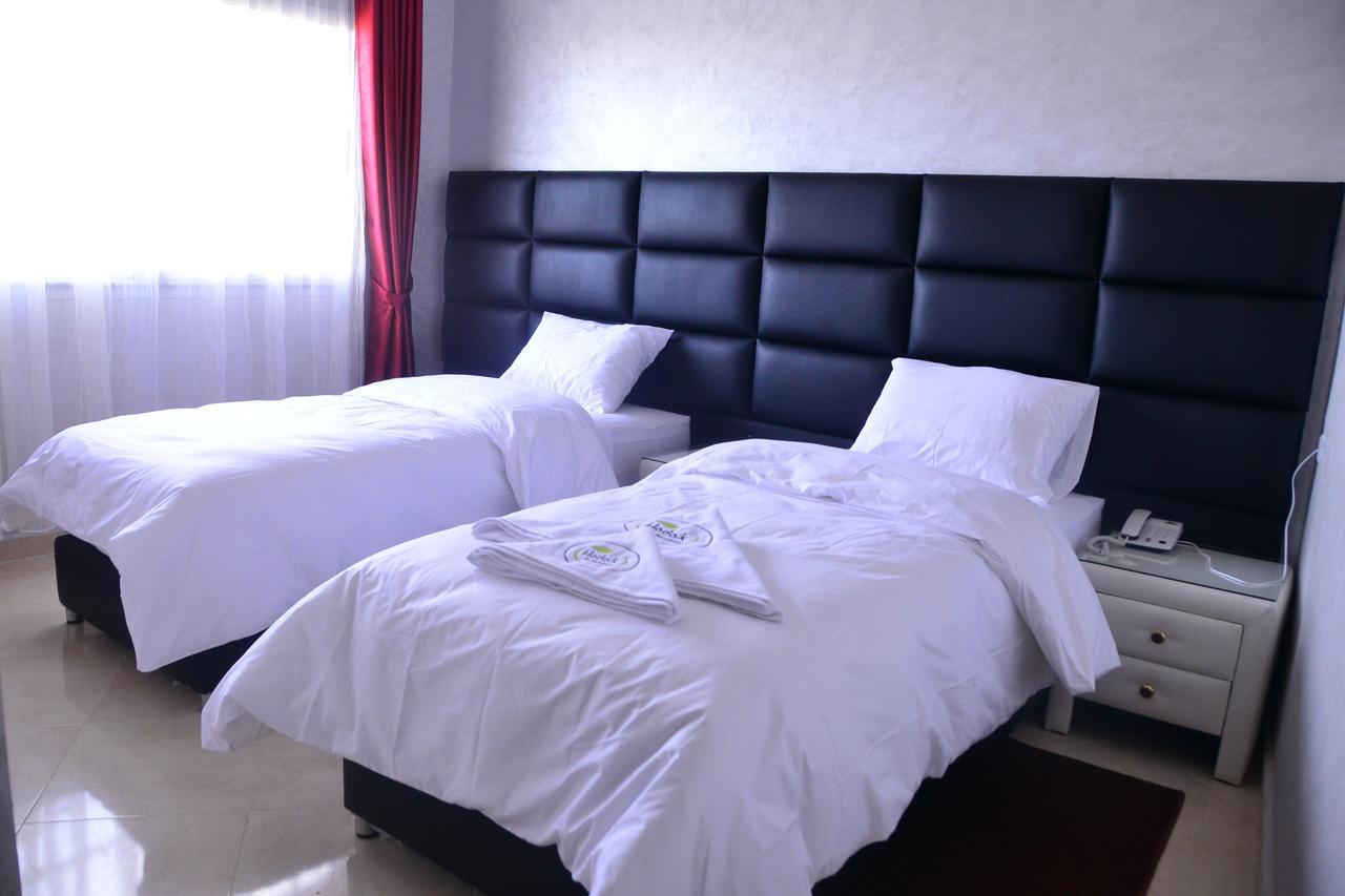 Hôtel Hadaik Ain Asserdoune Beni Mellal Exterior foto