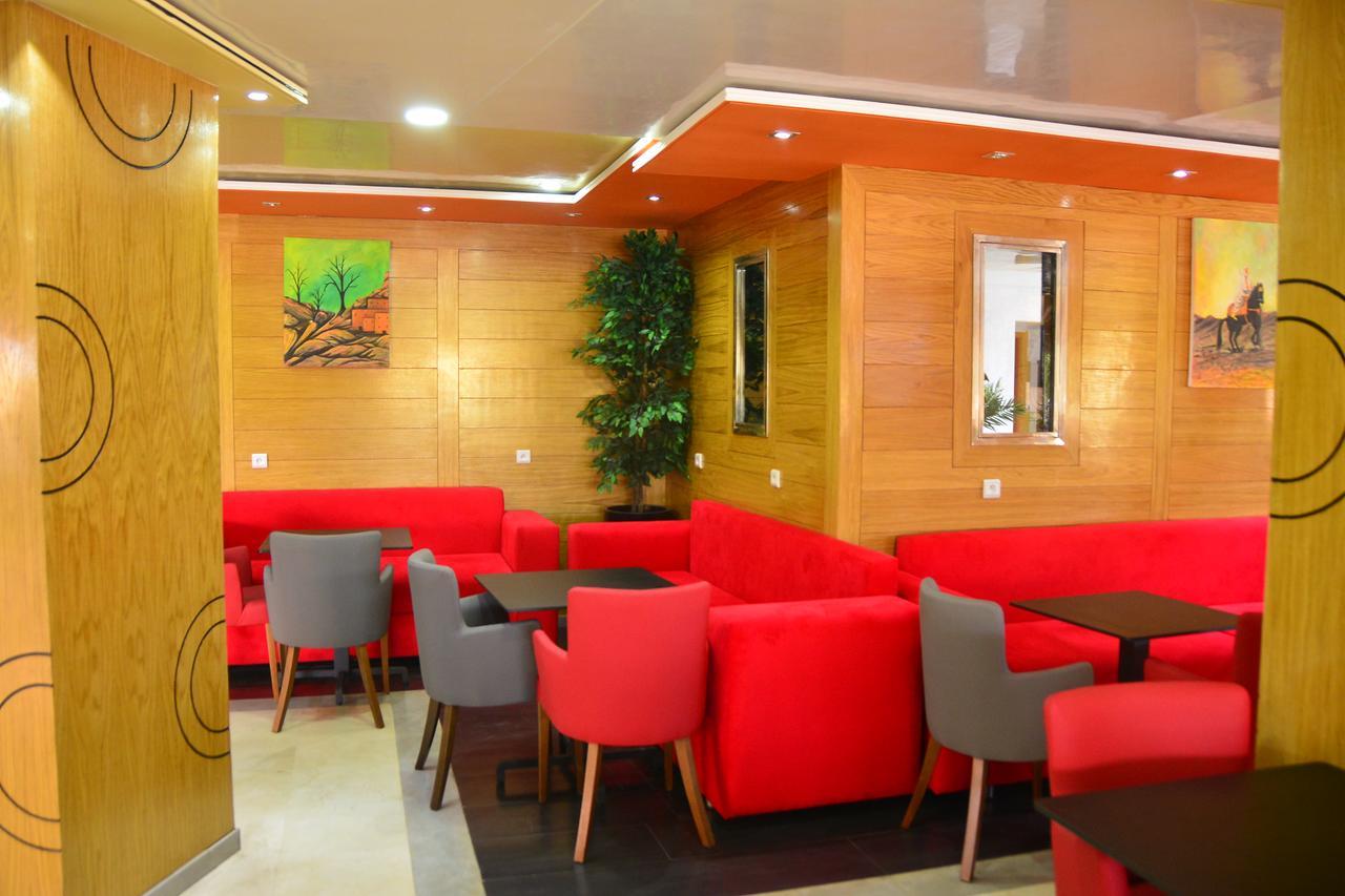 Hôtel Hadaik Ain Asserdoune Beni Mellal Exterior foto